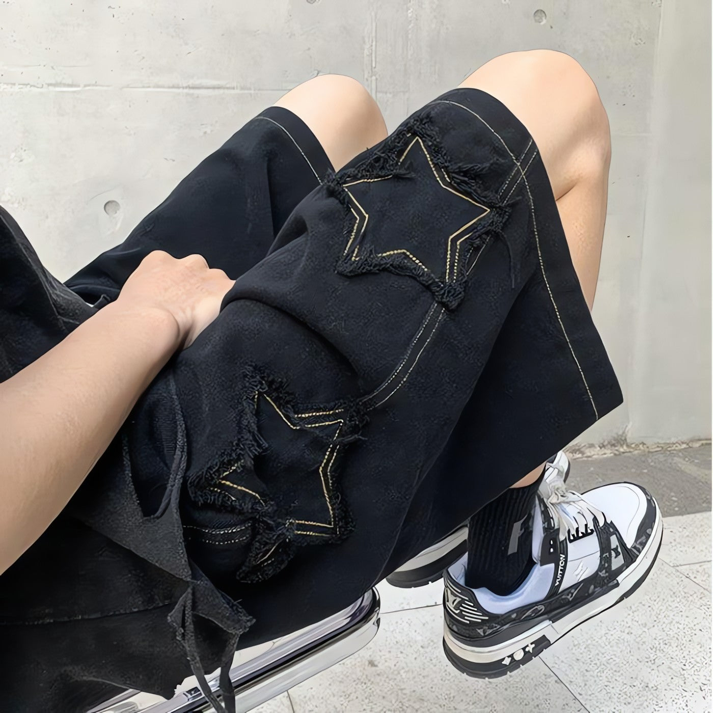 Drawstring Star Embroidered Shorts - KAYSMAR