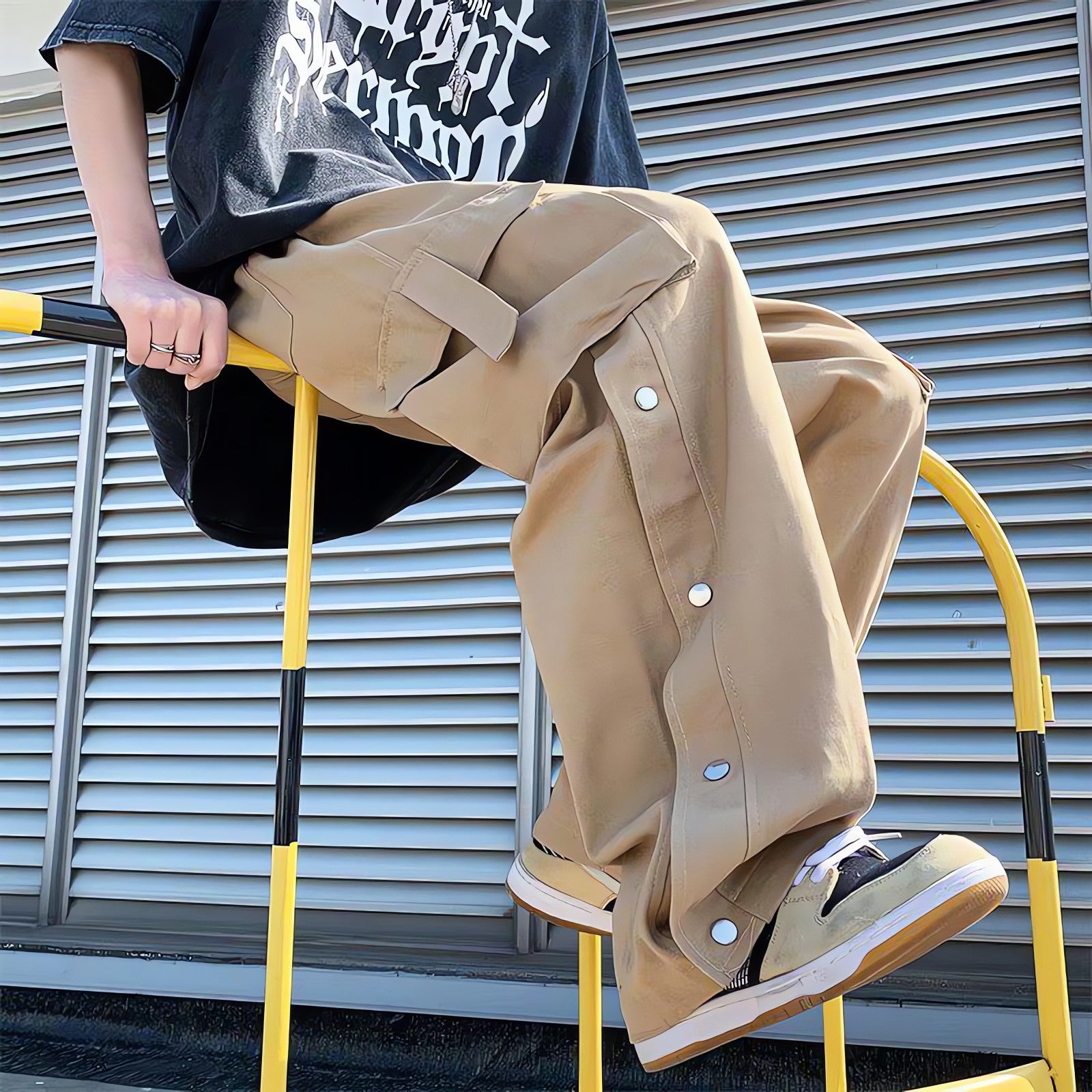 Elastic Waist Wide Leg Cargo Pants - KAYSMAR