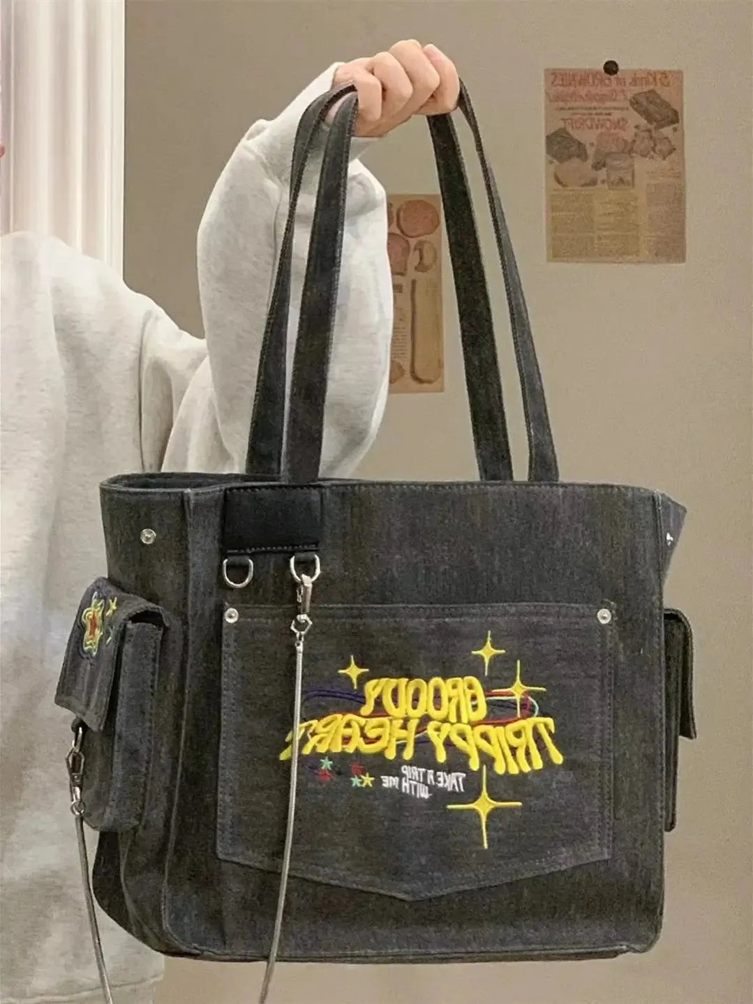 Embroidered Shoulder Bag - KAYSMAR