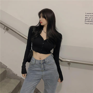 Extra Long Sleeves Buttoned Crop Top - KAYSMAR