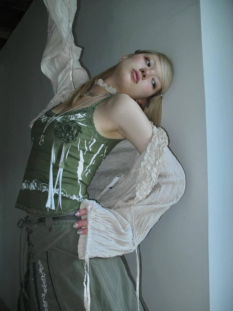 Fairy Grunge Ruffled Crop Cardigan - KAYSMAR