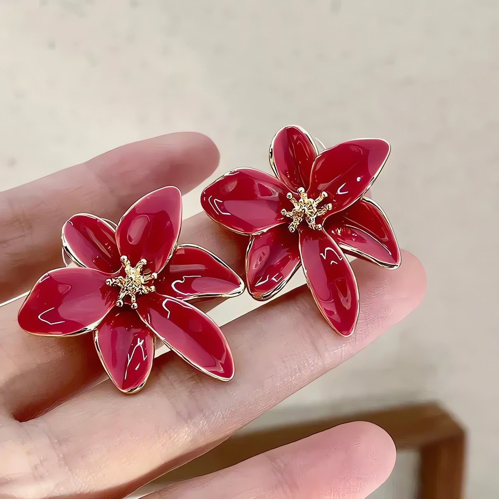 Flower Gold Stud Earrings - KAYSMAR