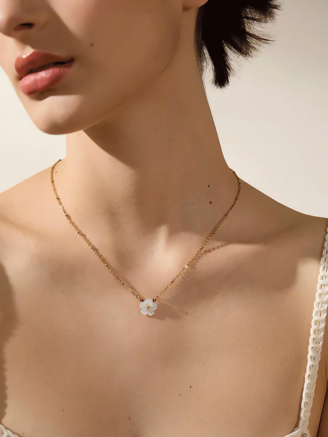 Flower Necklace - KAYSMAR