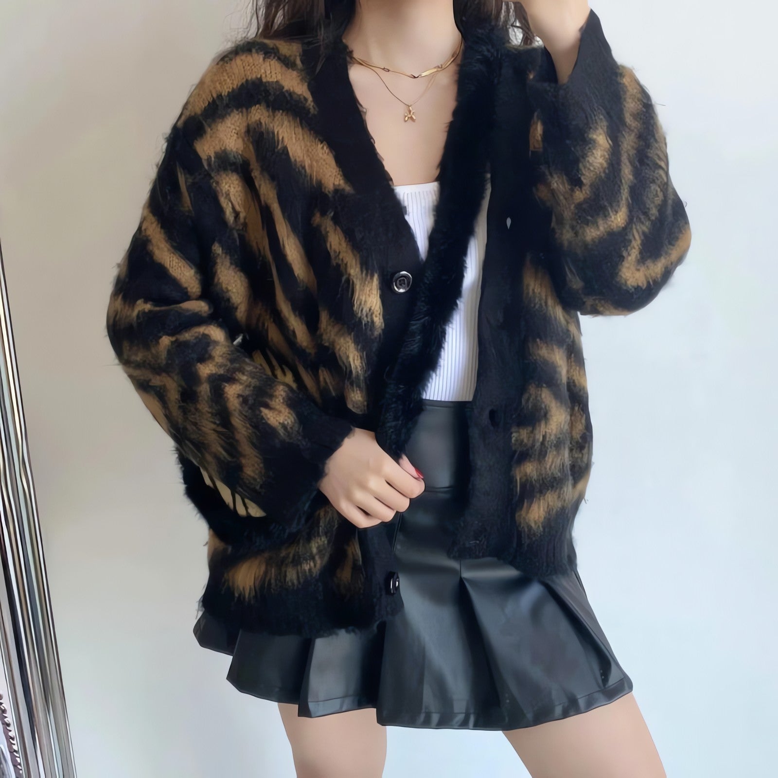 Fuzzy Cardigan - KAYSMAR