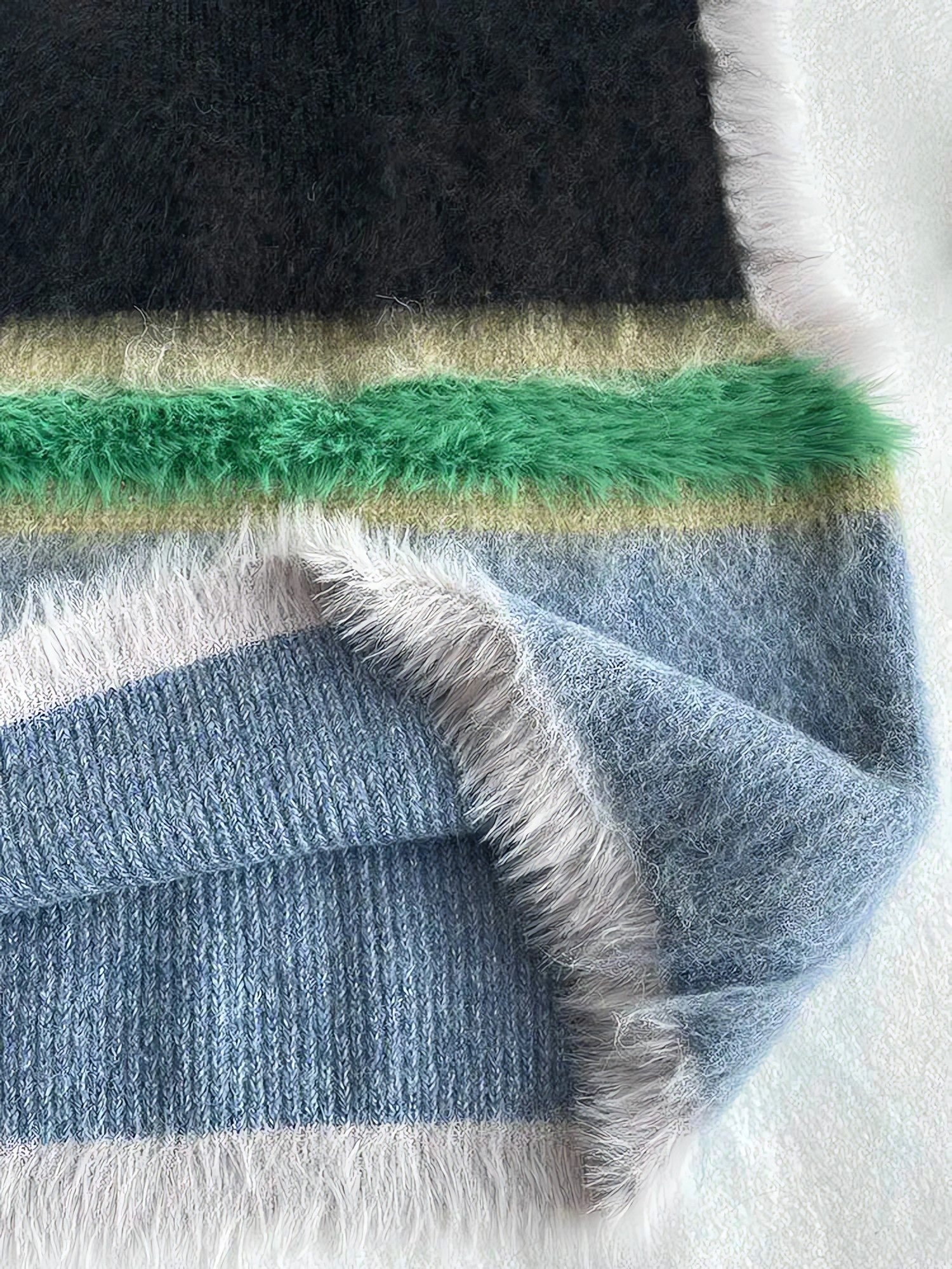 Fuzzy Sweater Vest - KAYSMAR
