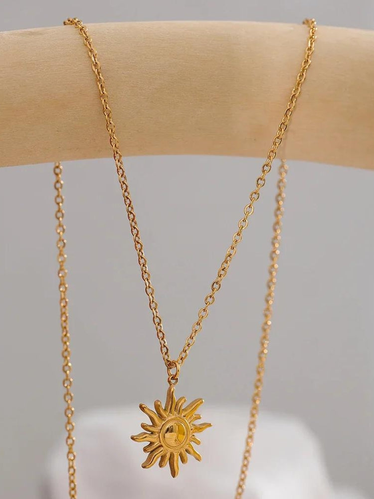Gold Sun Necklace - KAYSMAR