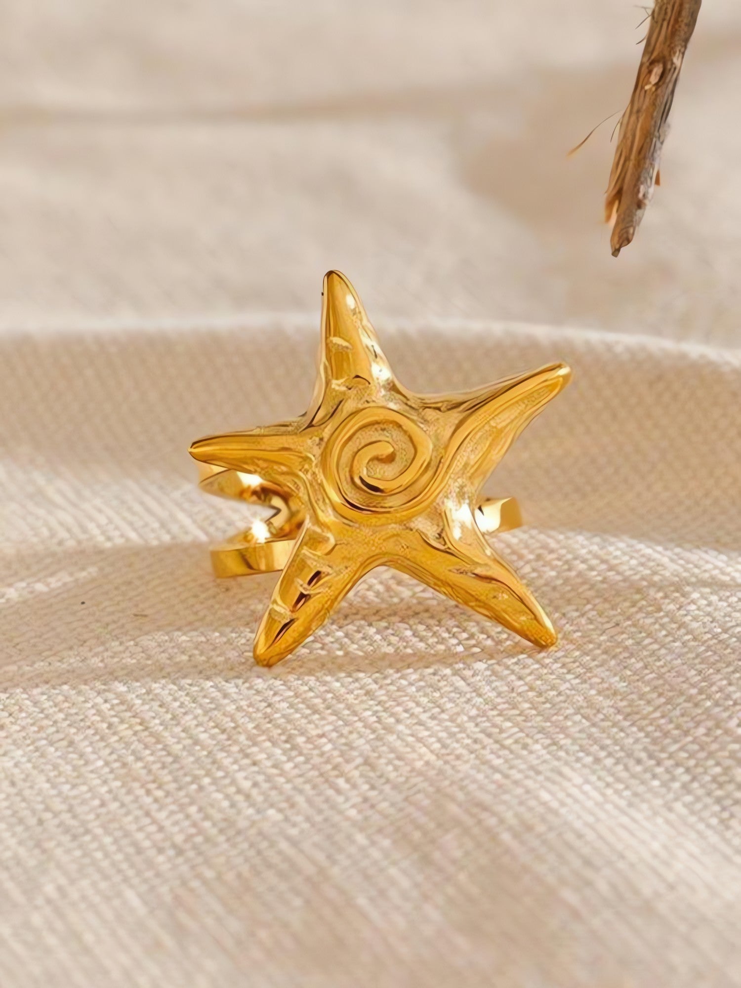Gold Starfish Ring - KAYSMAR