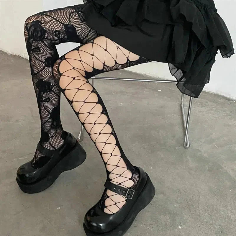 Goth Rose Fishnet Tights - KAYSMAR