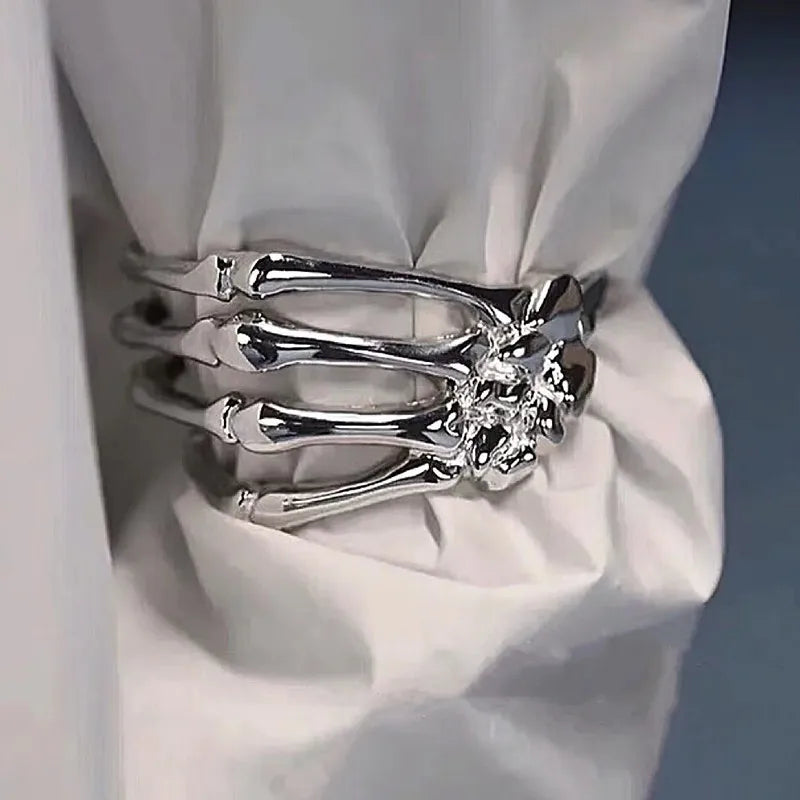 Goth Skeleton Hand Accessory - KAYSMAR