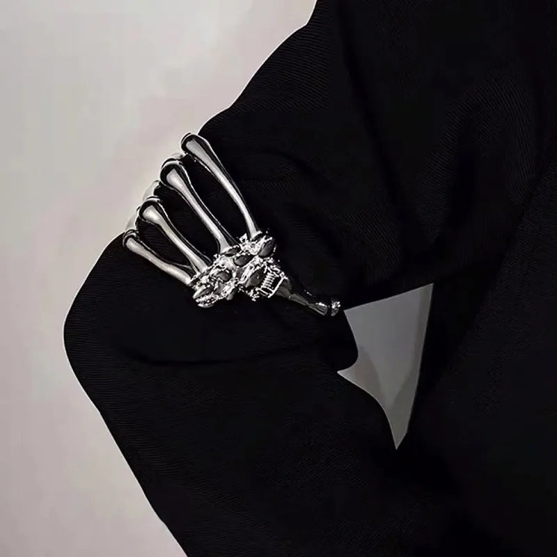 Goth Skeleton Hand Accessory - KAYSMAR