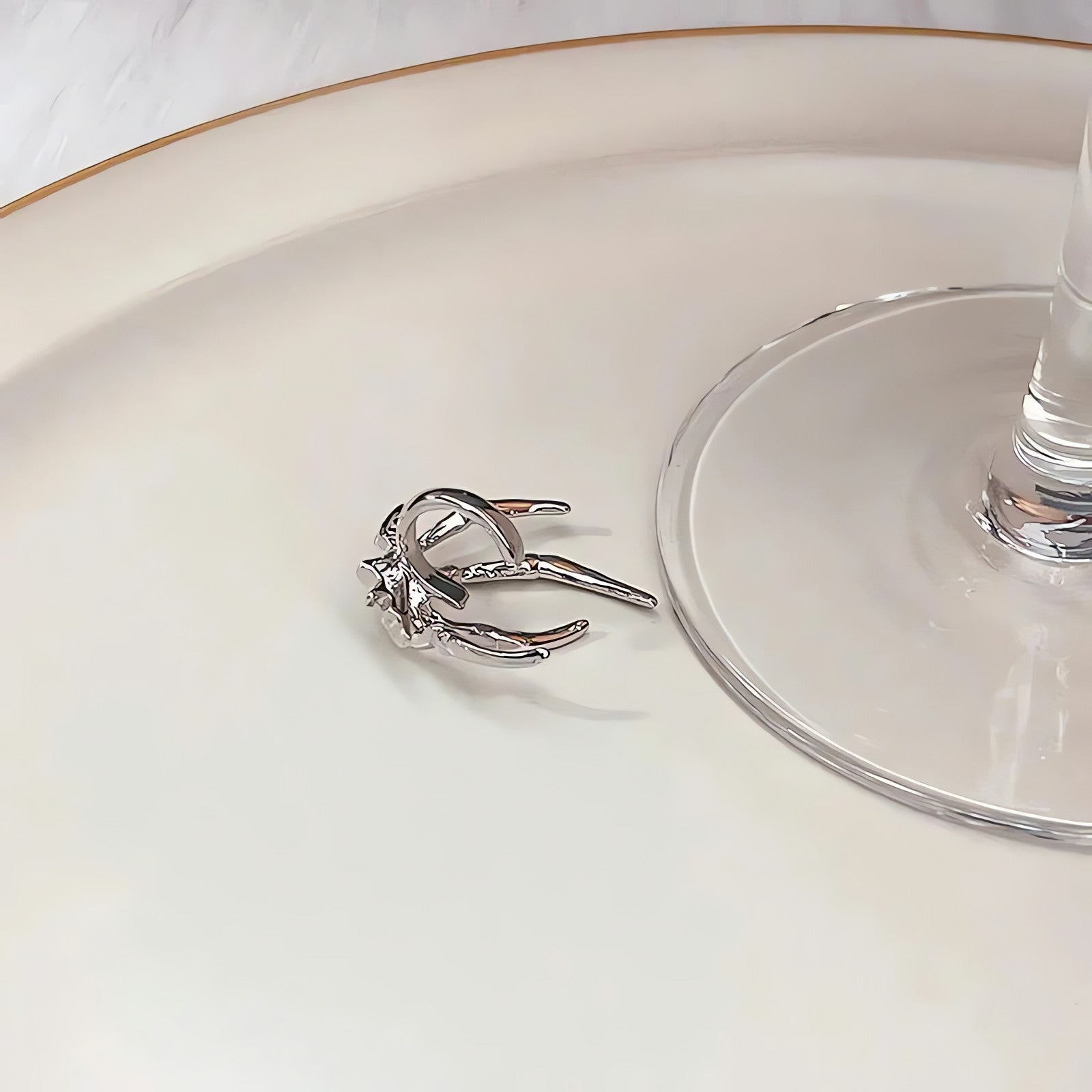 Goth Spider Earcuff - KAYSMAR