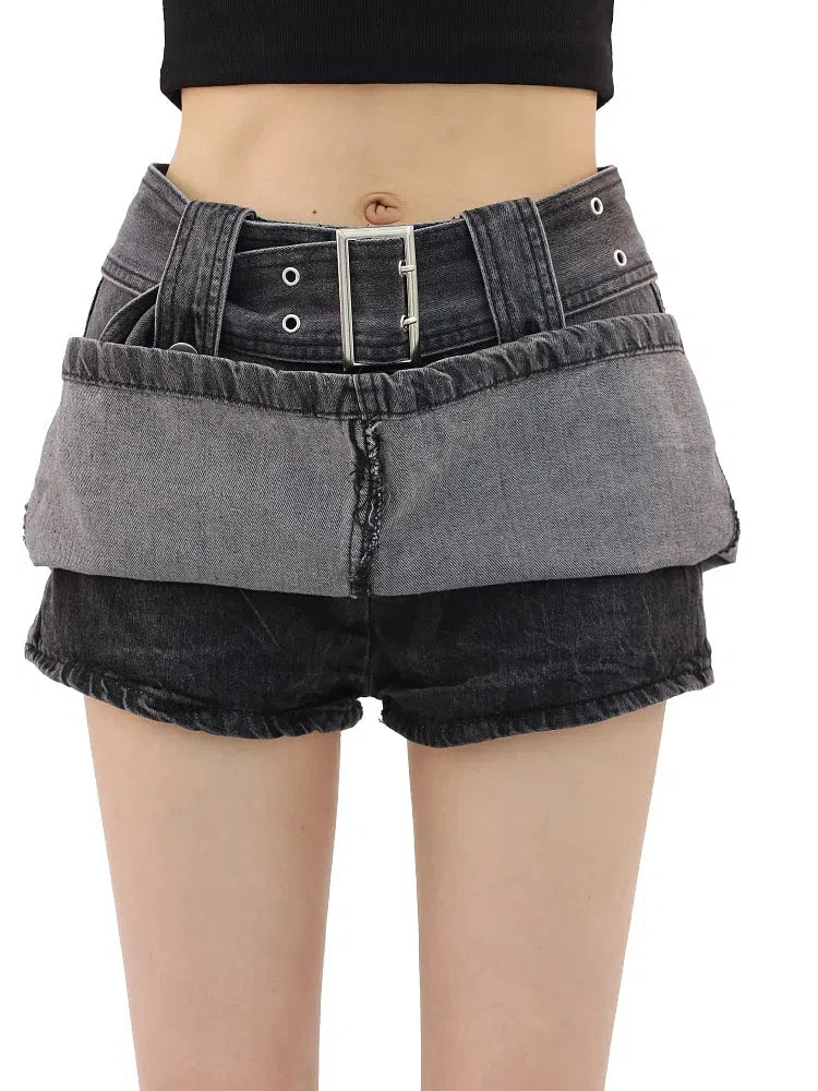 Grunge Buttoned Belt Loop Mini Skort - KAYSMAR