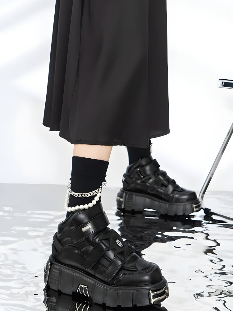 Grunge Chunky Metal Detailed Platform Boots - KAYSMAR
