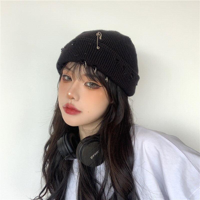 Grunge Distressed Beanie - KAYSMAR