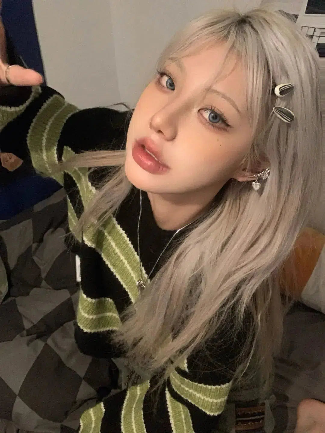 Grunge Green Striped Crop Sweater - KAYSMAR