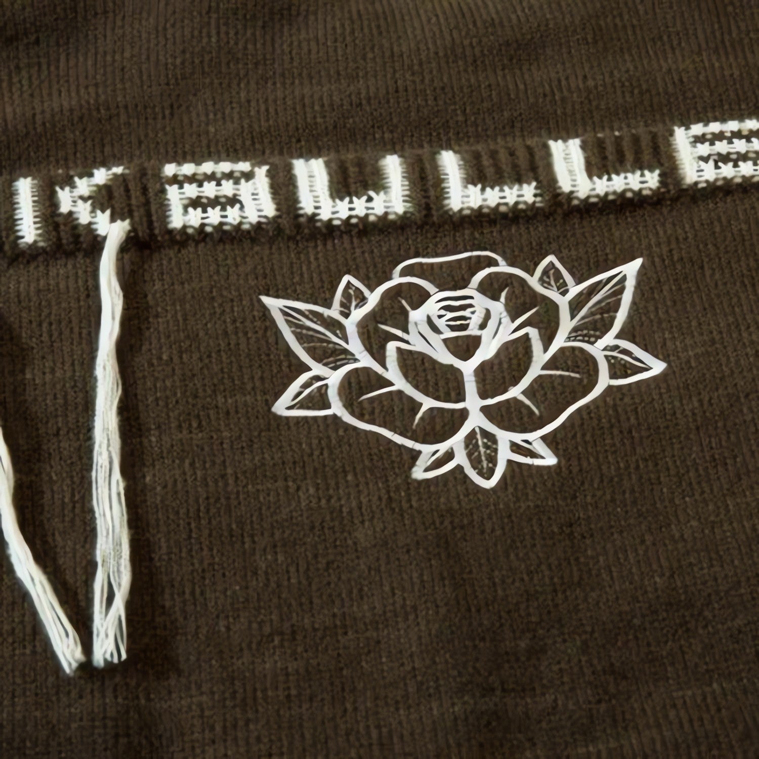 Grunge AK-Bullet Tasseled Sweater - KAYSMAR