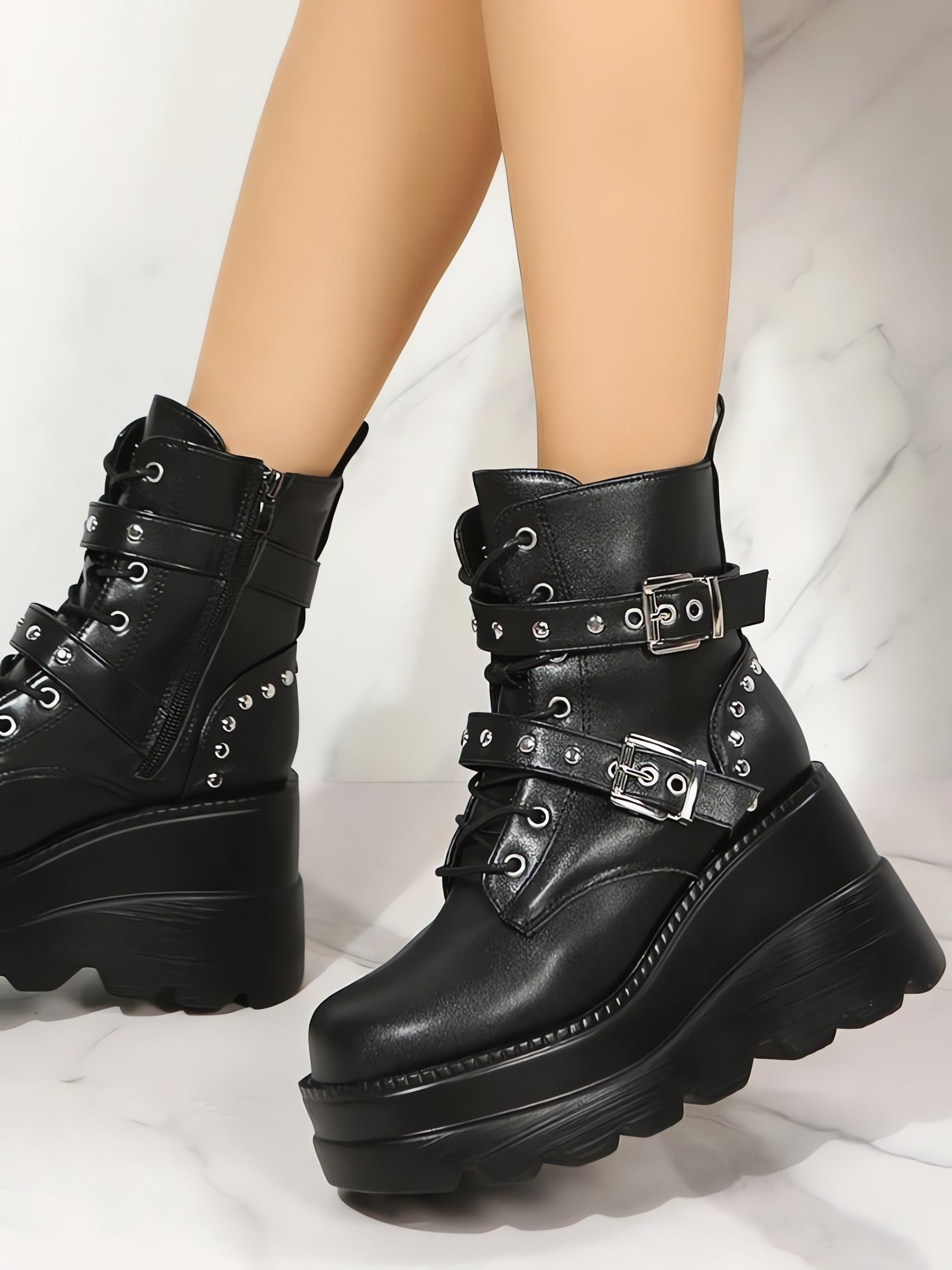 Grunge Belted Platform Boots - KAYSMAR