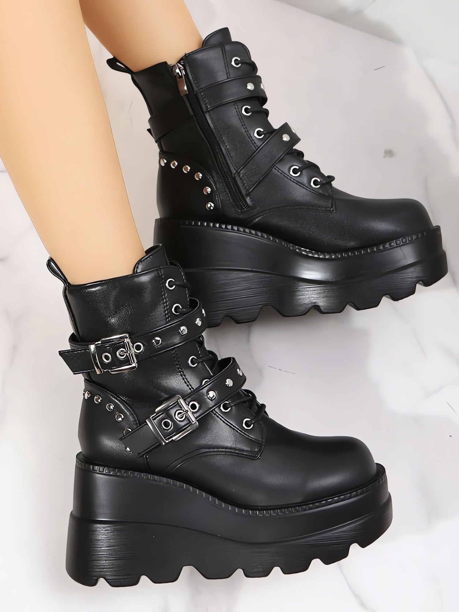 Grunge Belted Platform Boots - KAYSMAR