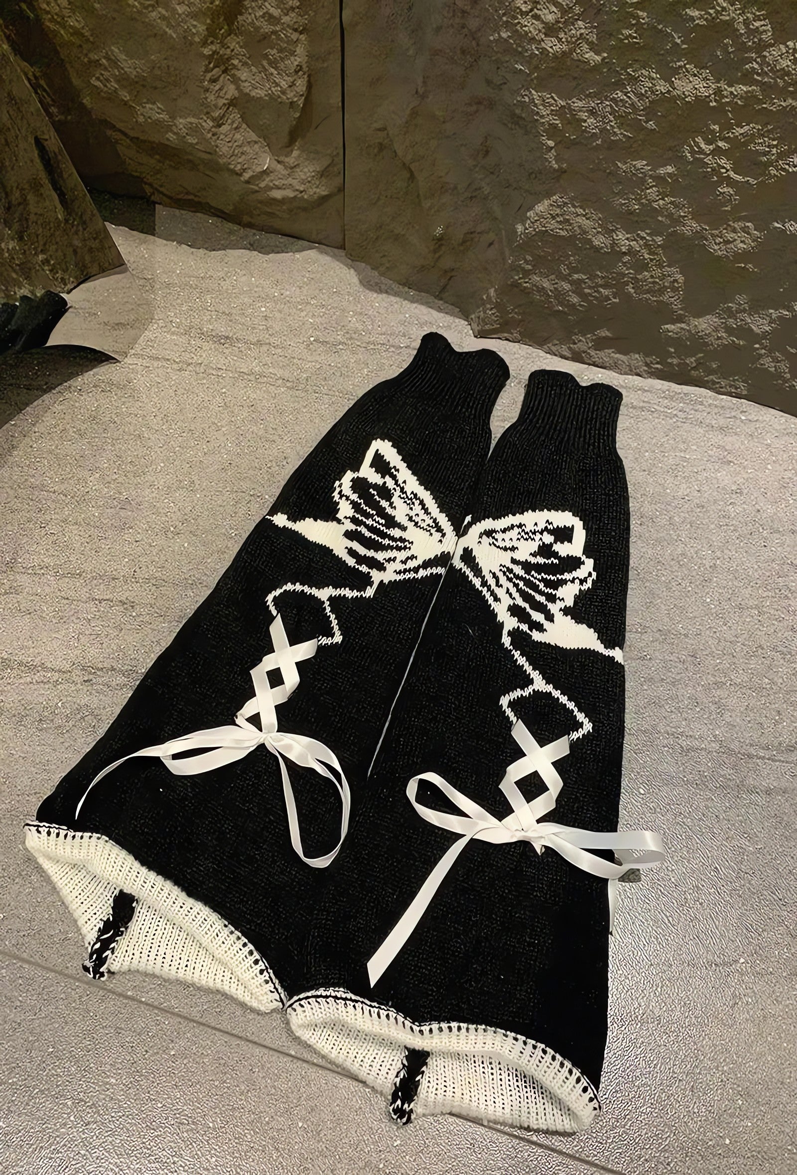 Grunge Butterfly Lace Up Leg Warmers