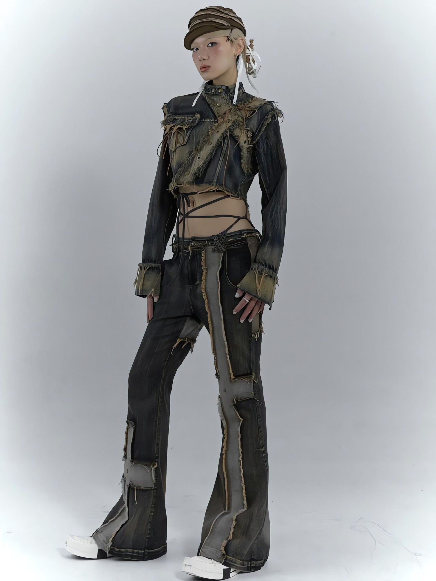 Grunge Cross Patch Jeans - KAYSMAR