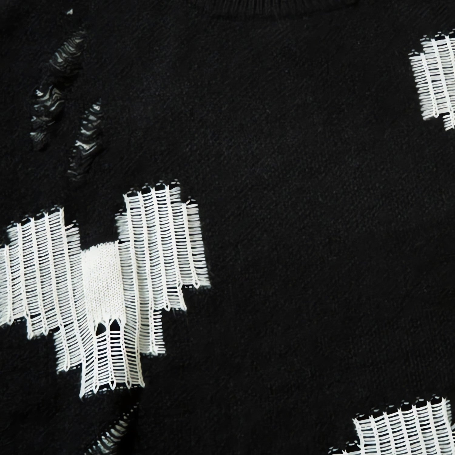 Grunge Pixel Hearts Knitted Sweater - KAYSMAR