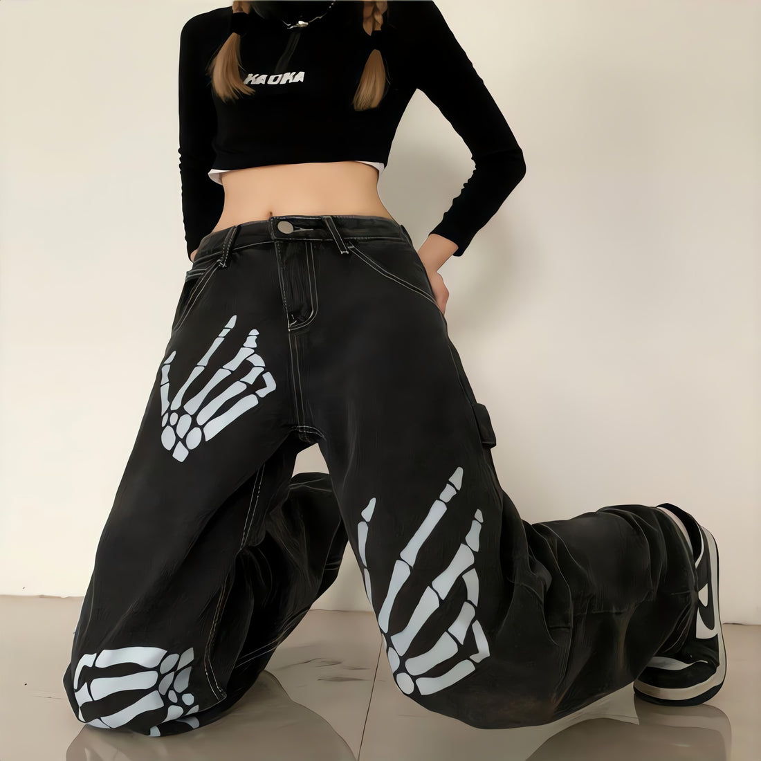 Grunge Skeleton Hand Printed Jeans - KAYSMAR