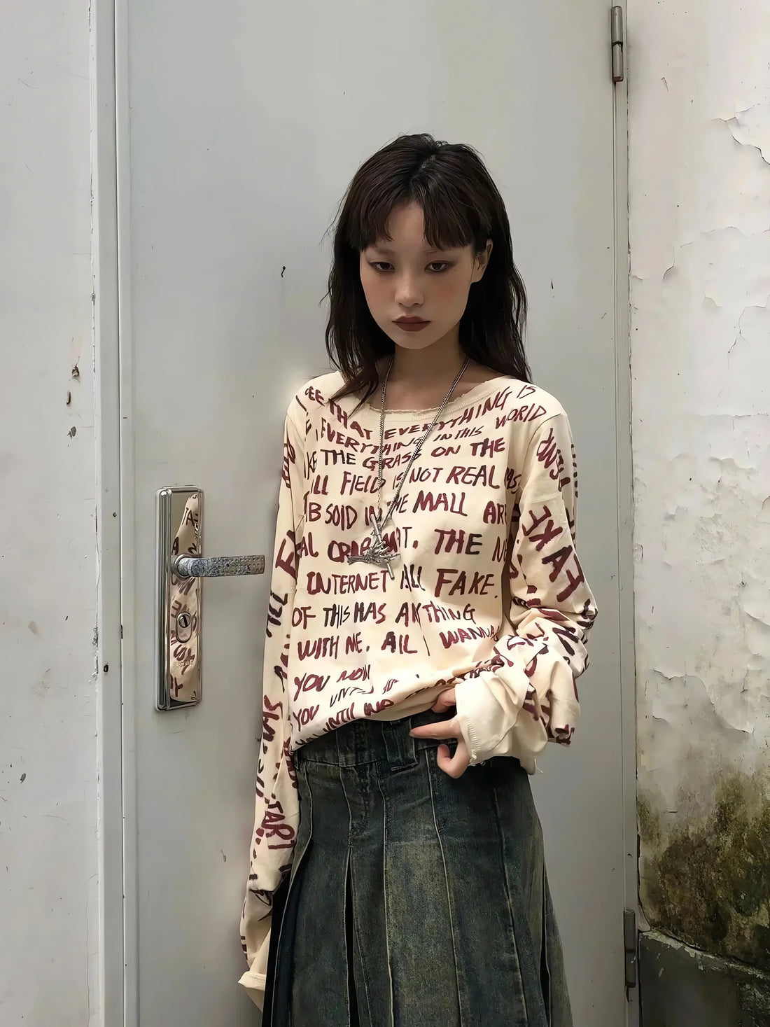 Grunge Text Print Top - KAYSMAR