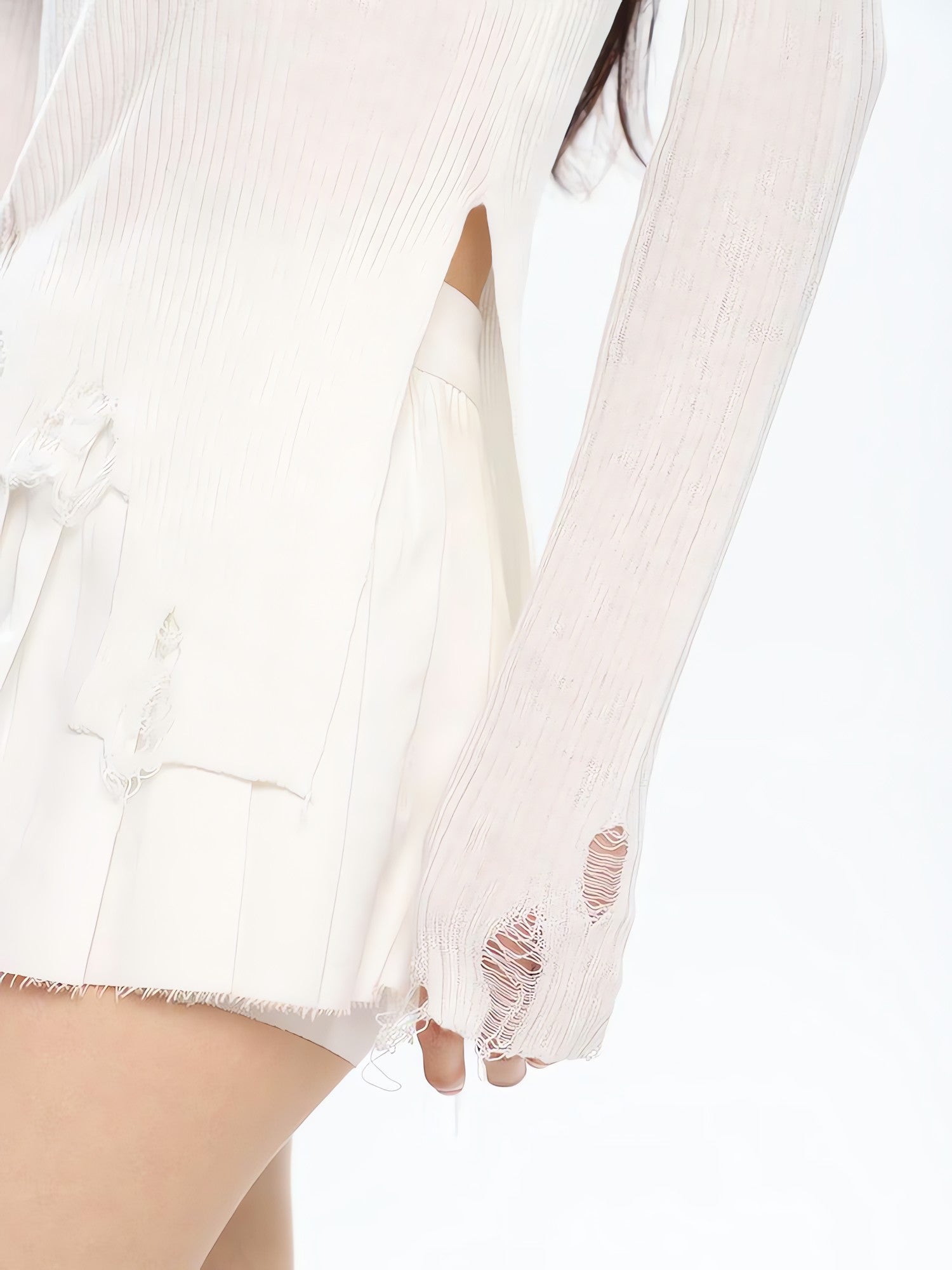 Grunge Turtleneck Distressed Sweater - KAYSMAR
