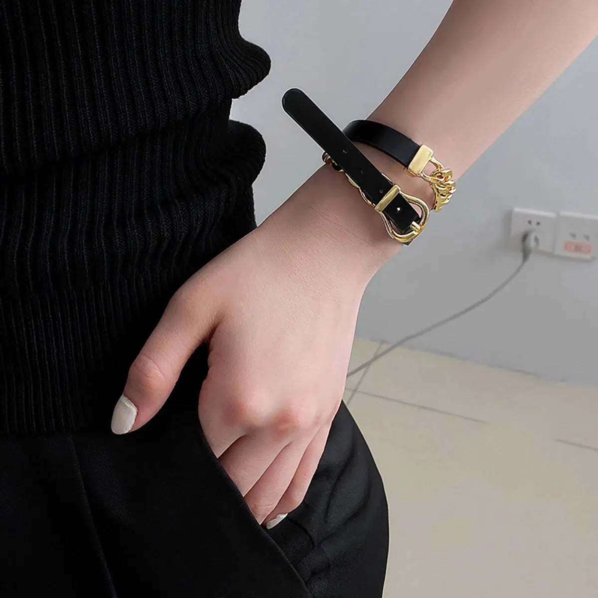 Half Belted Chain Necklace - KAYSMAR