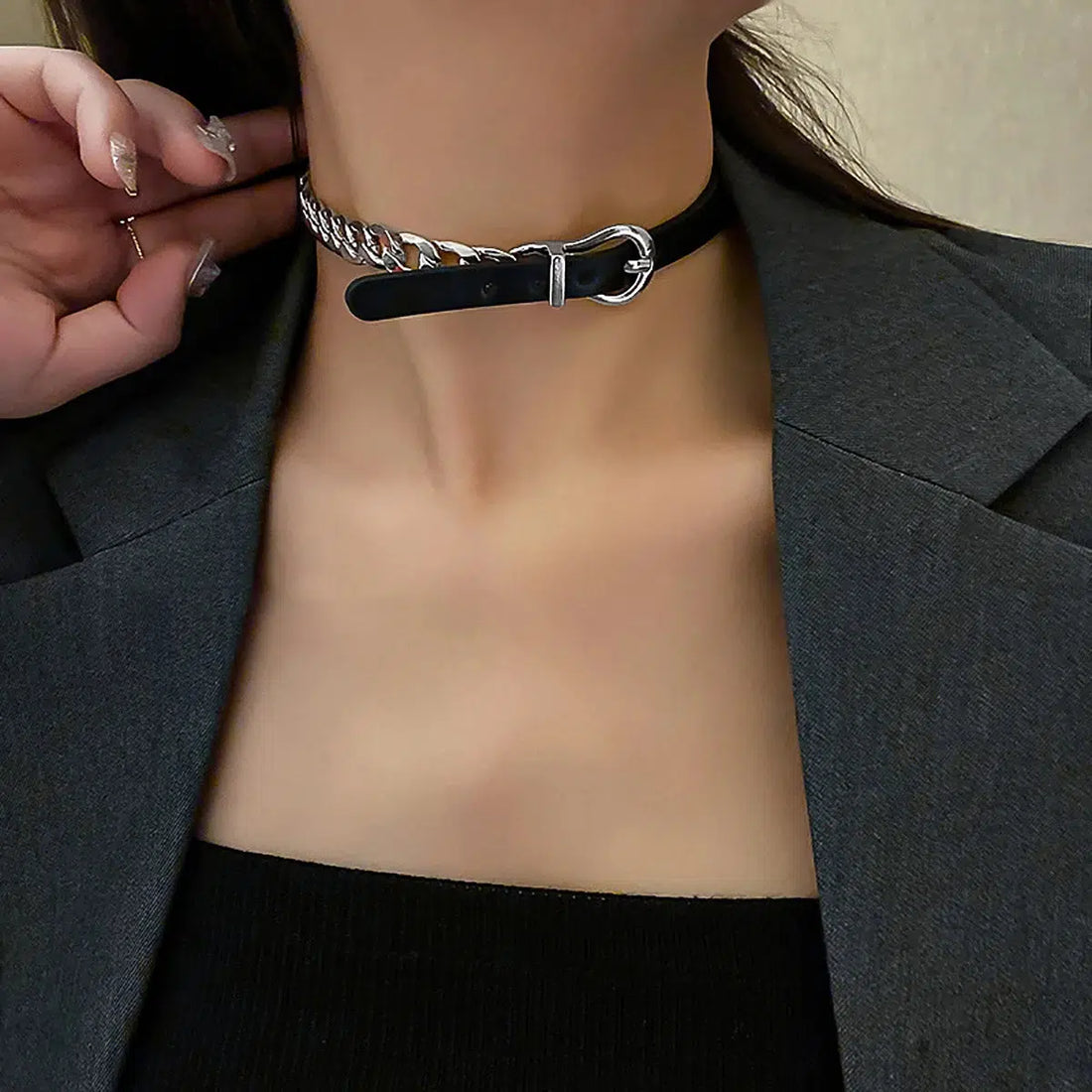 Half Belted Chain Necklace - KAYSMAR