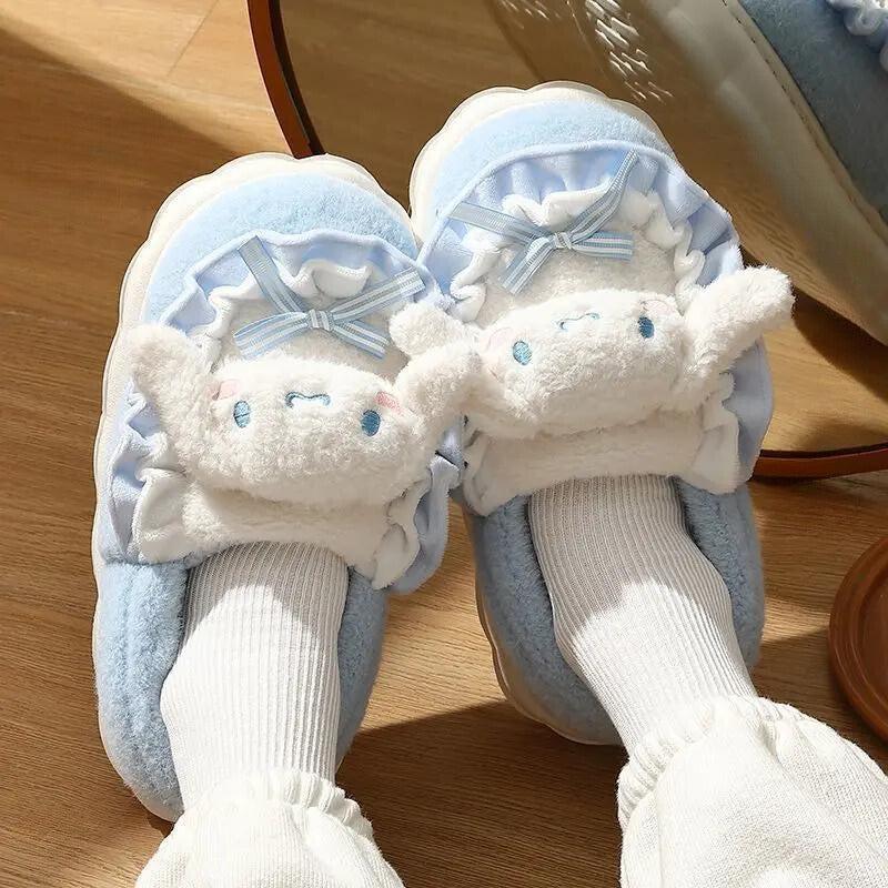 Hello Kitty Slippers - KAYSMAR