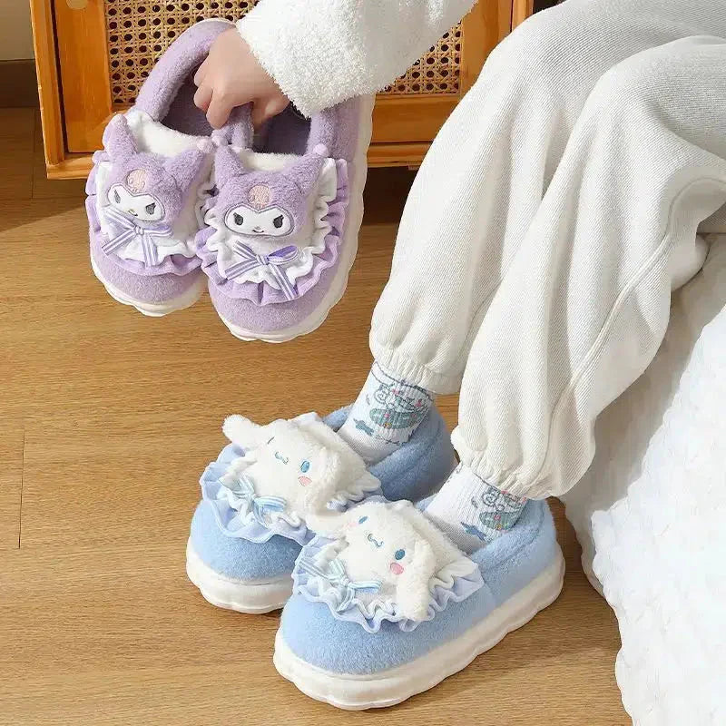 Hello Kitty Slippers - KAYSMAR