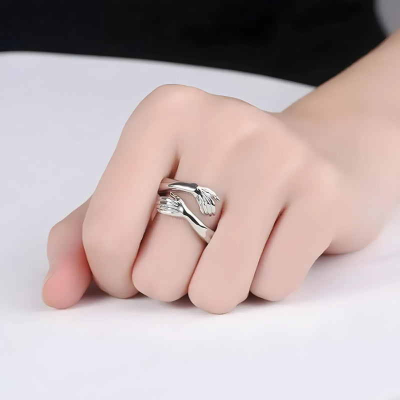 Hug Me Ring - KAYSMAR
