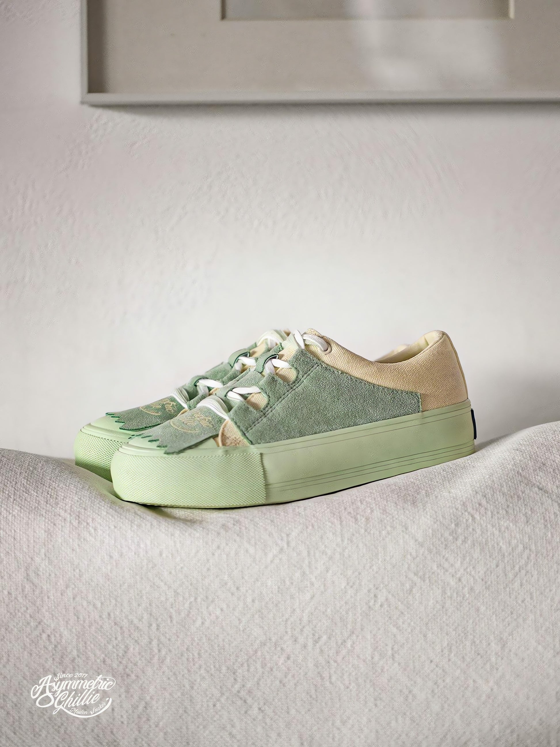 Indie Lace Up Sneakers - KAYSMAR