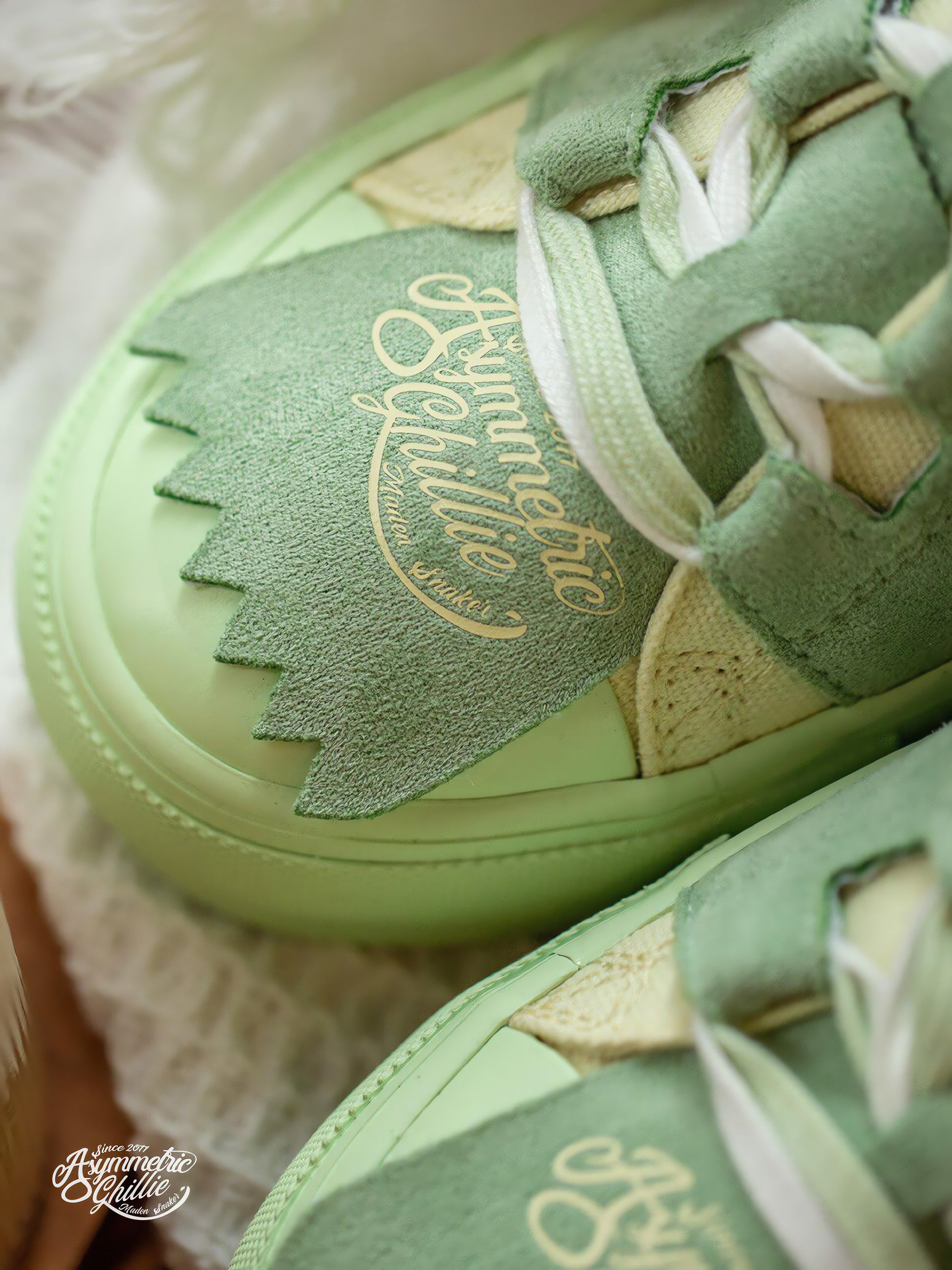 Indie Lace Up Sneakers - KAYSMAR