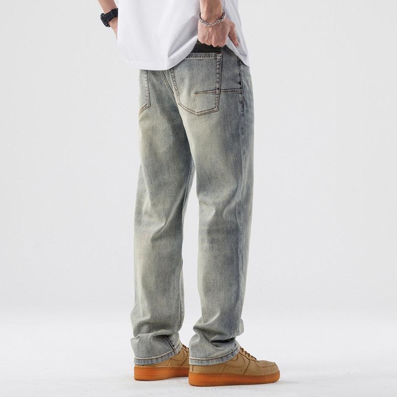 Light Wash Straight Leg Jeans - KAYSMAR