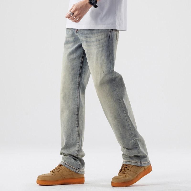 Light Wash Straight Leg Jeans - KAYSMAR