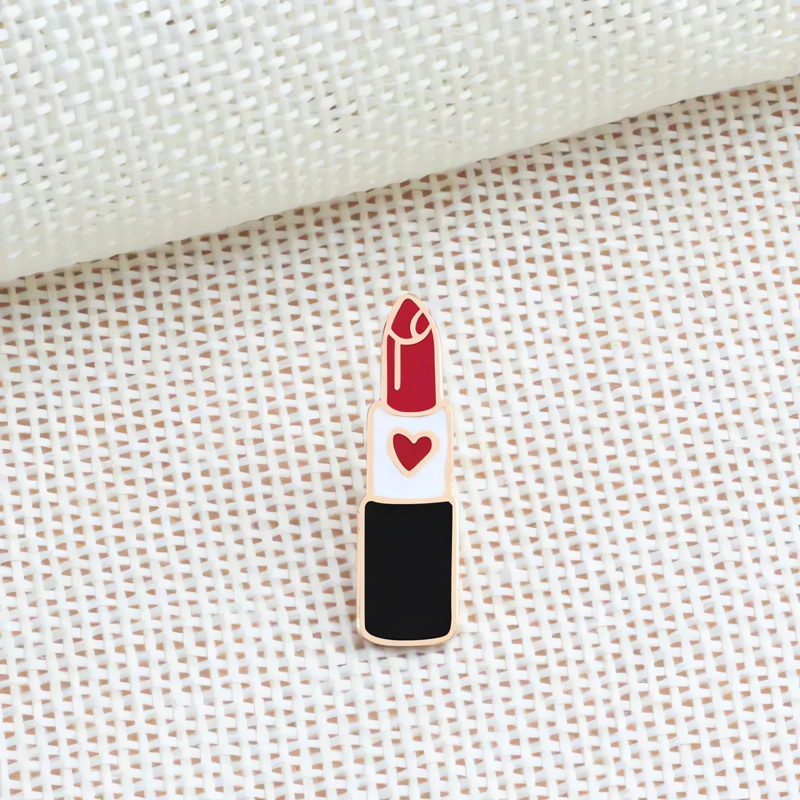 Lipstick Heart Cherry Lip Pins - KAYSMAR