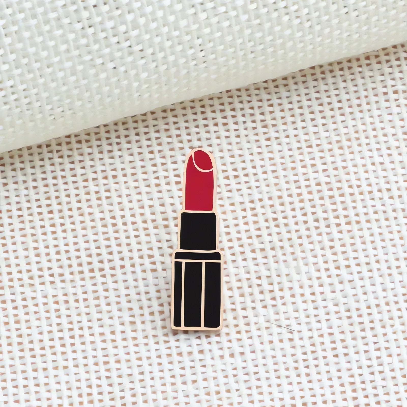 Lipstick Heart Cherry Lip Pins - KAYSMAR