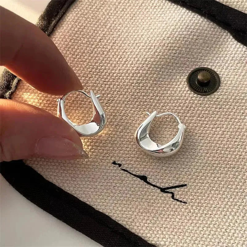 Minimal Hoop Earrings - KAYSMAR