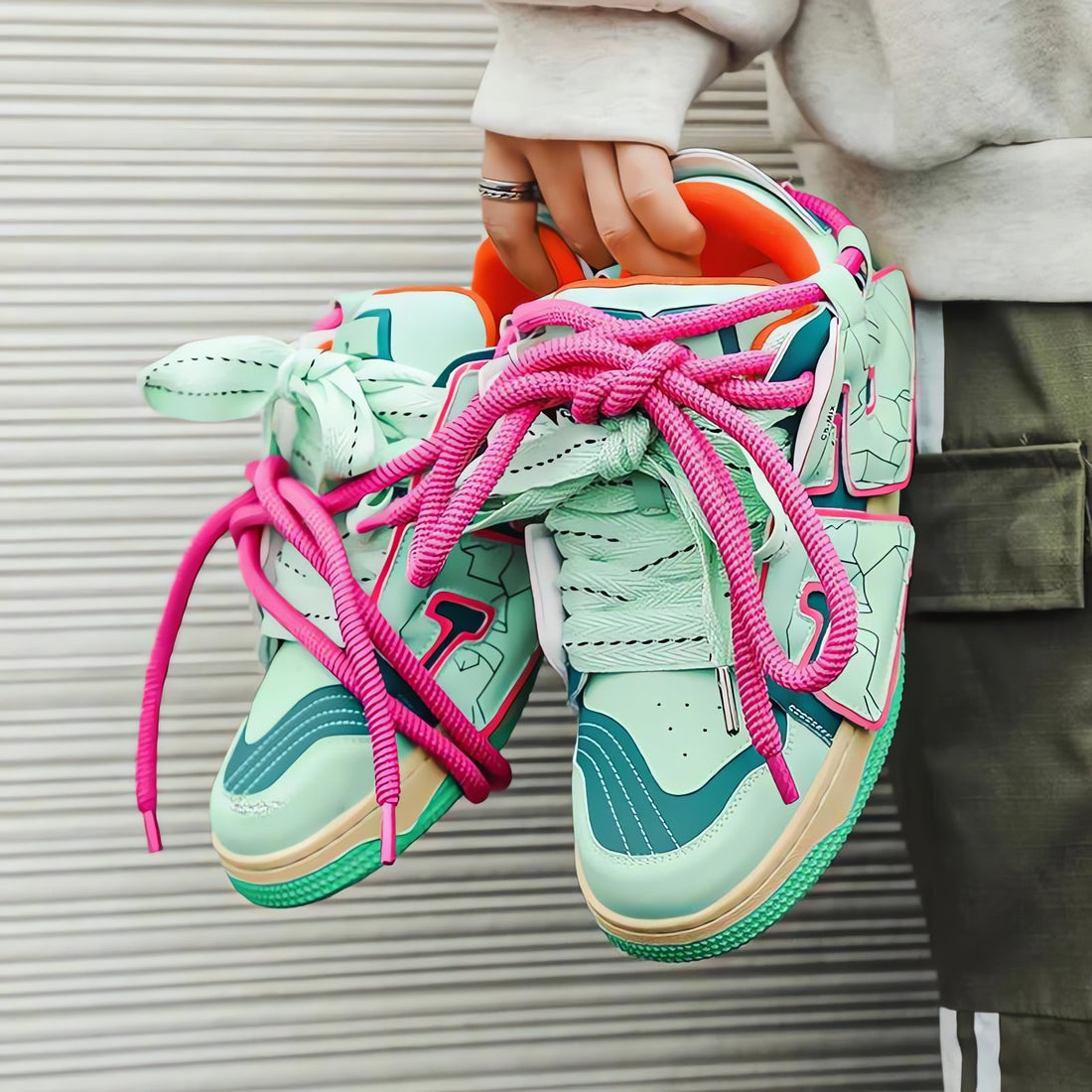 Neon Sneakers - KAYSMAR