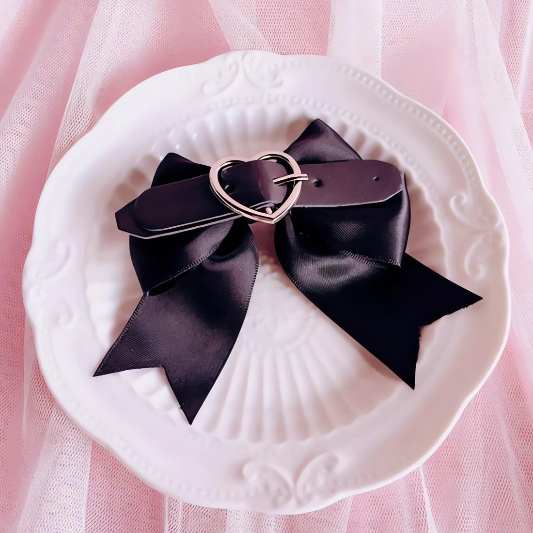 Pastel Goth Belted Bow Hair Pins - KAYSMAR
