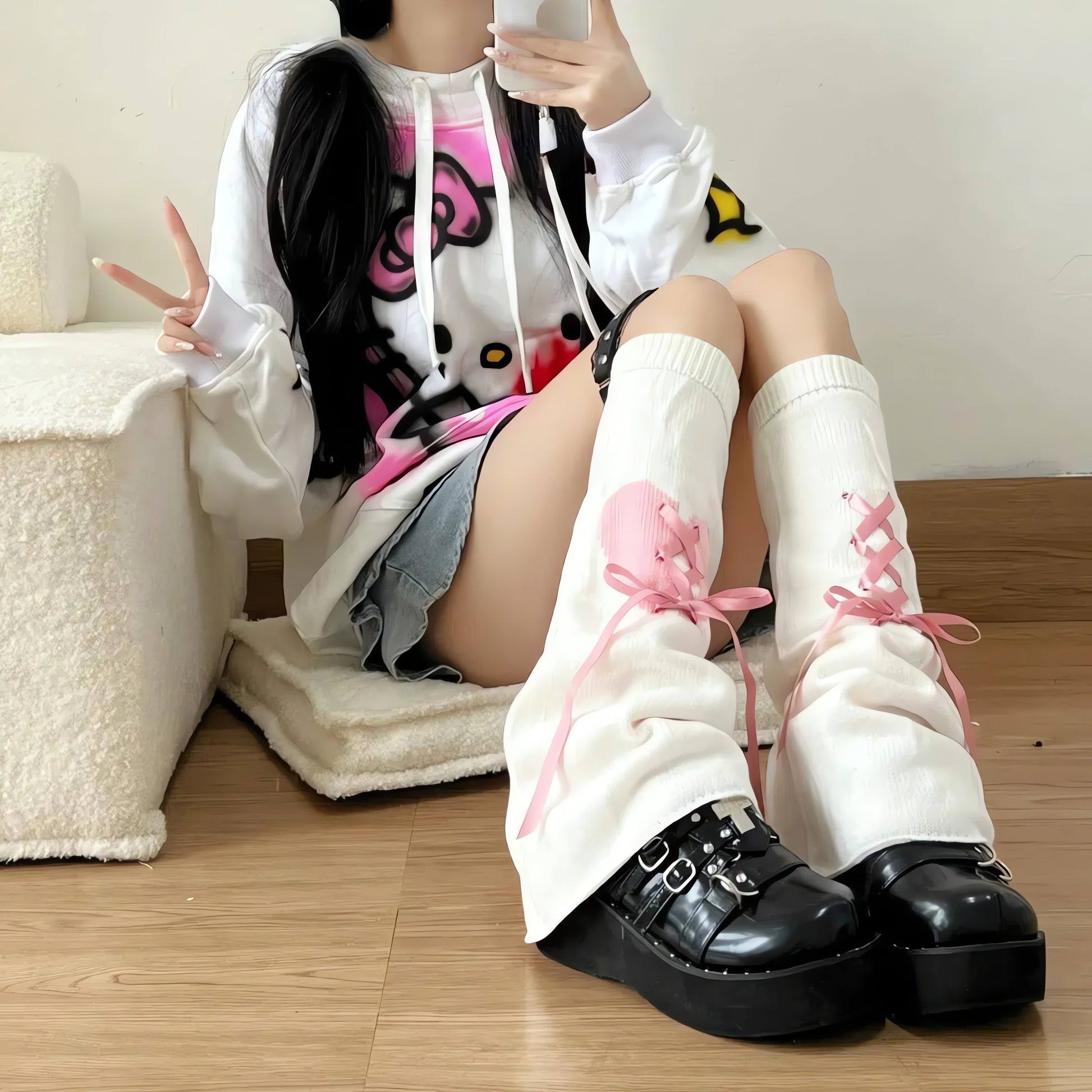 Pastel Goth Broken Heart Lace Up Leg Warmers - KAYSMAR