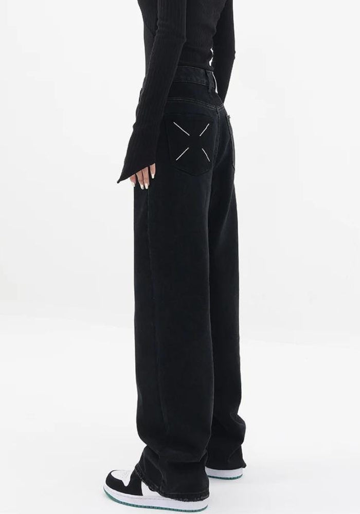 Patch Pocket Straight Leg Denim Jeans - KAYSMAR