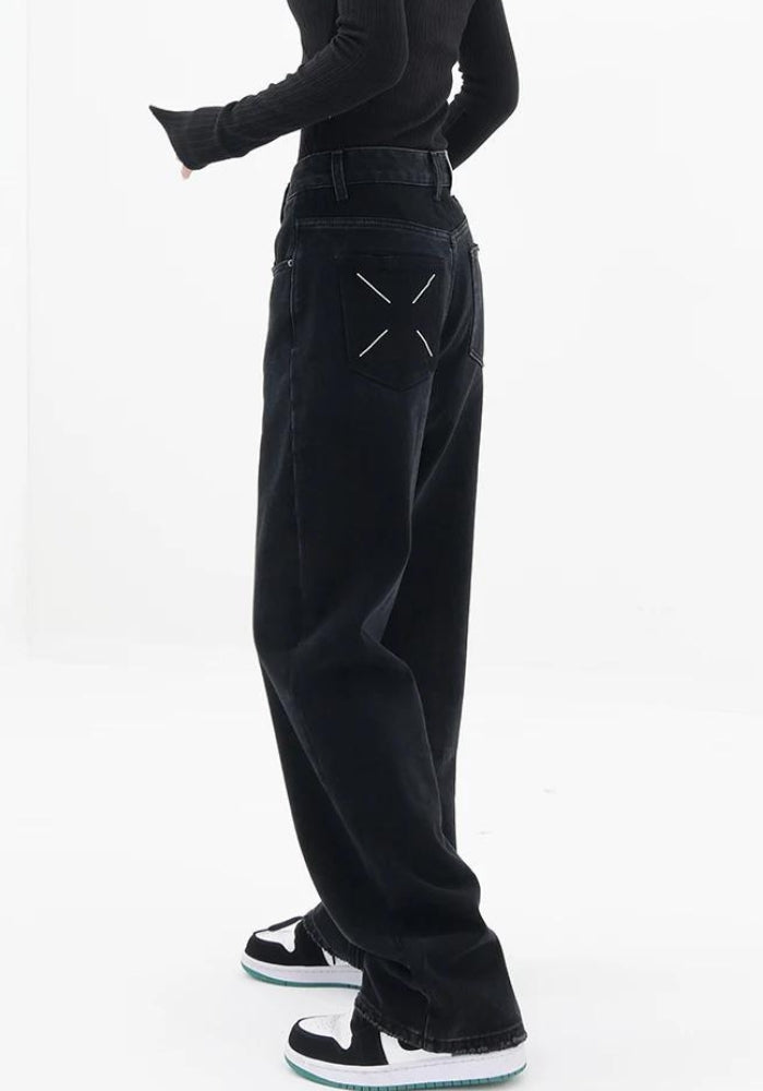 Patch Pocket Straight Leg Denim Jeans - KAYSMAR