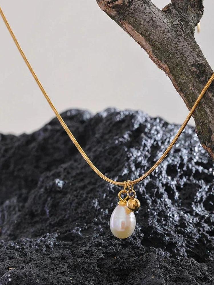 Pearl Necklace - KAYSMAR