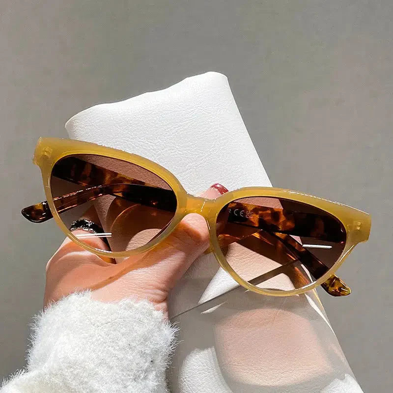 Round Cat Eye Sunglasses - KAYSMAR