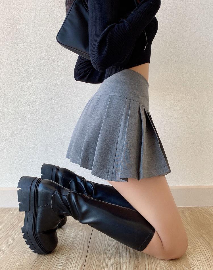 Side Slit College Mini Skirt - KAYSMAR
