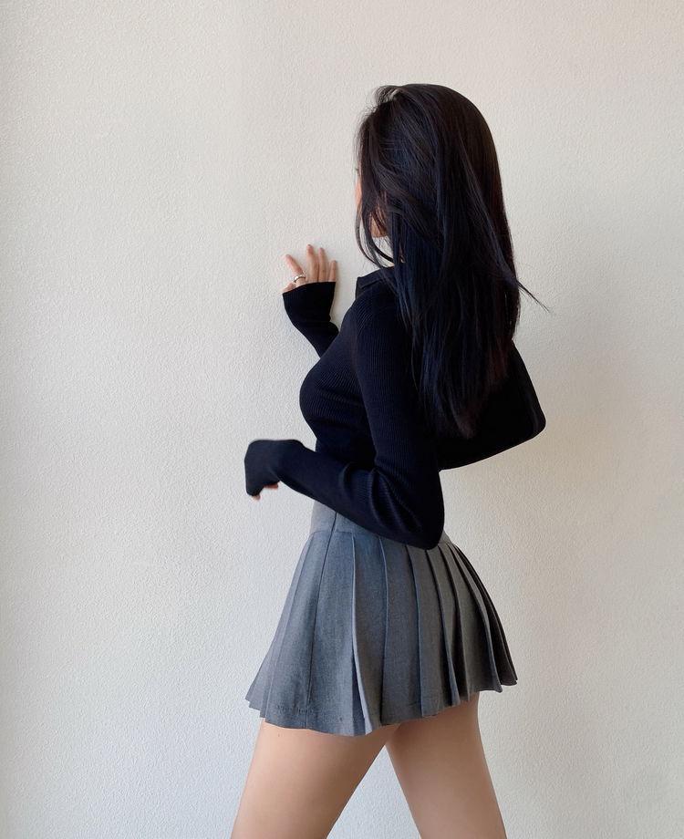 Side Slit College Mini Skirt - KAYSMAR