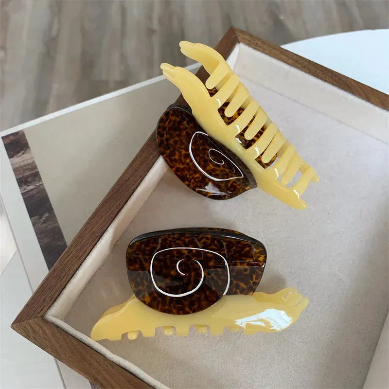 Snail Hair Claws